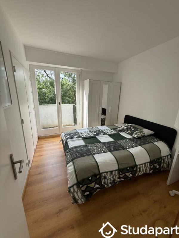 Chambre - 12 m² - 1 pièce