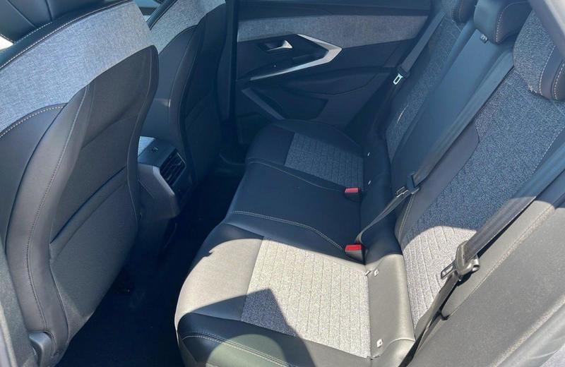 Peugeot 3008 Hybrid 145 e-Dcs6 Allure