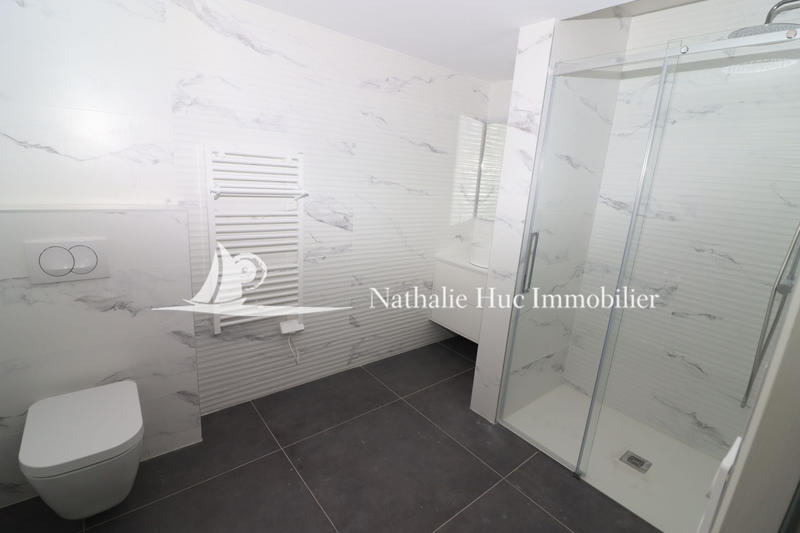 Appartement - 85 m² - 2 pièces