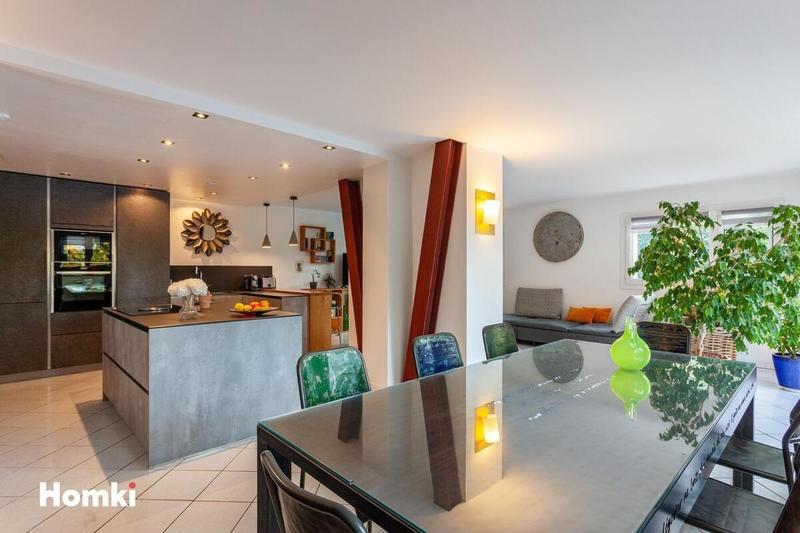 Villa - 186 m² - 8 pièces