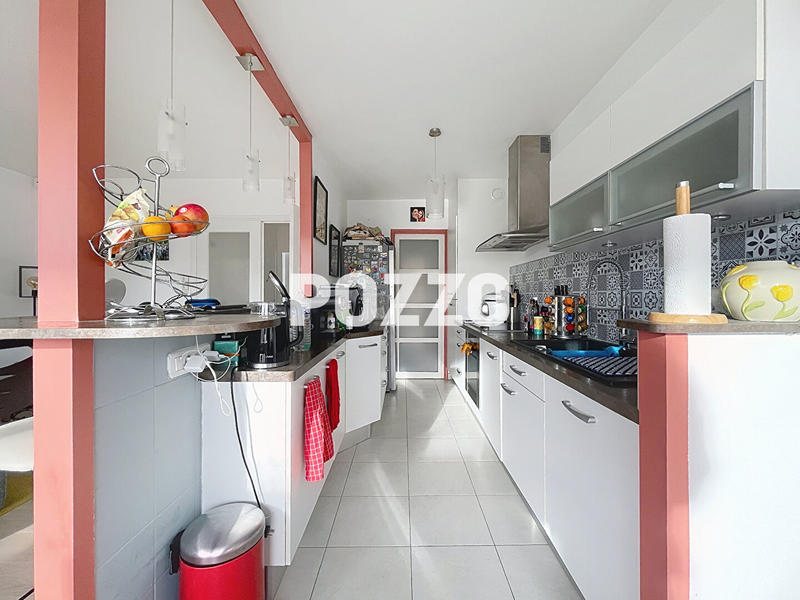 Appartement - 65 m² - 3 pièces