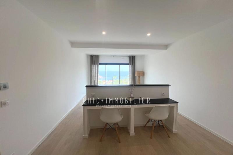 Propriété - 210 m² - 4 pièces