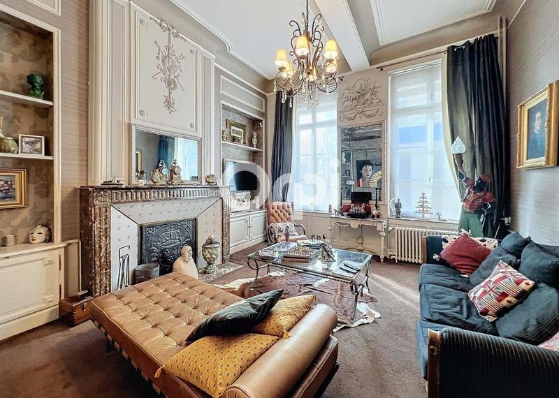 Maison bourgeoise - 301 m² - 8 pièces