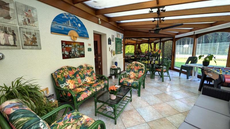 Maison - 265 m² - 7 pièces