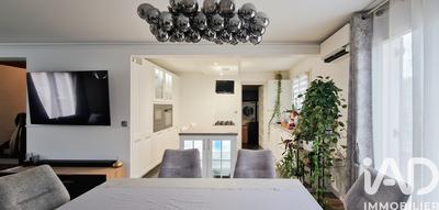 Maison - 111 m² - 5 pièces