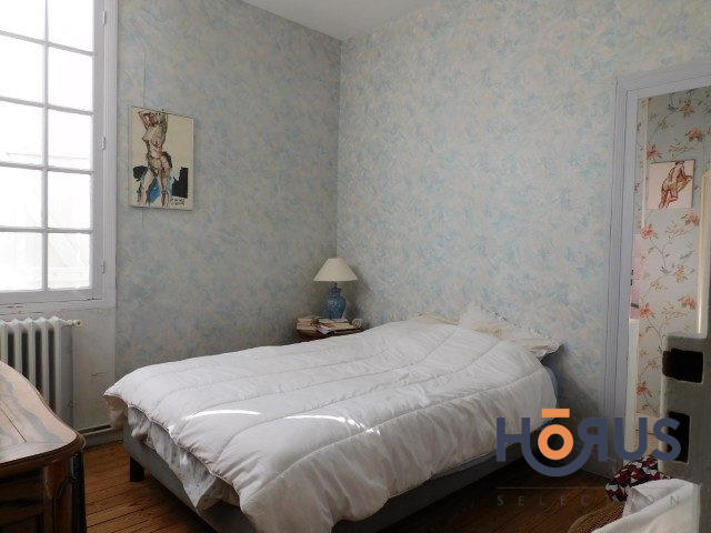 Viager - Maison - 137 m² - 6 pièces