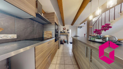 Maison - 114 m² - 6 pièces