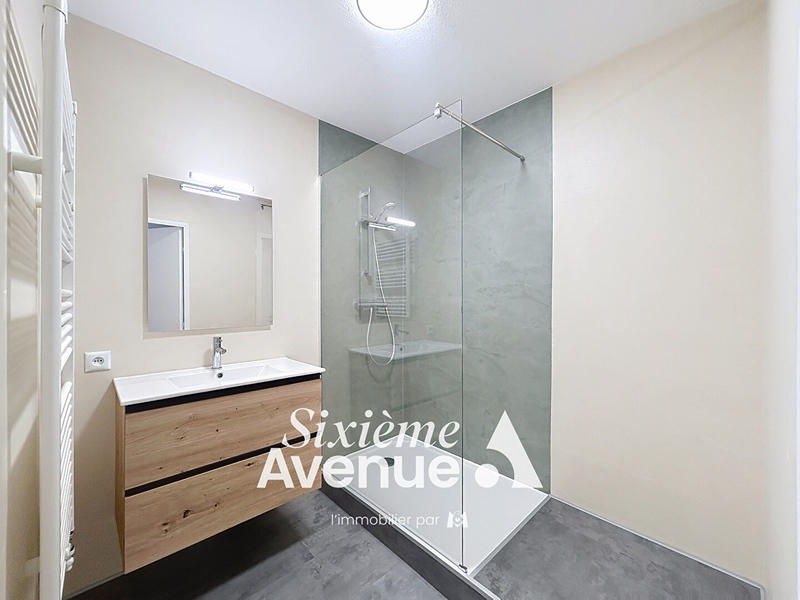 Appartement - 81 m² - 4 pièces