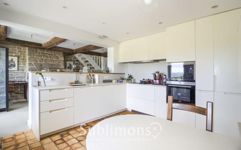 Maison - 140 m² - 6 pièces