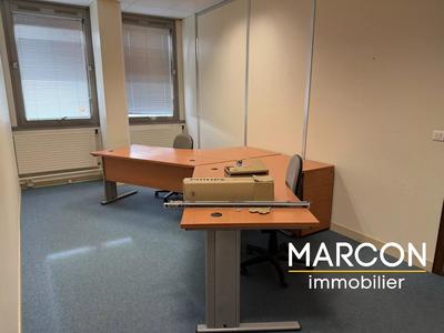 Bureau - 100 m² - 5 pièces