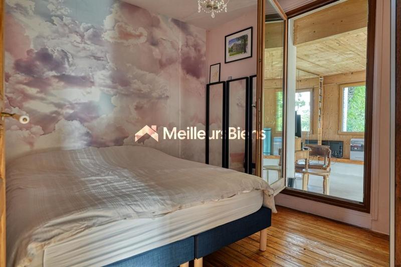 Maison - 184 m² - 8 pièces