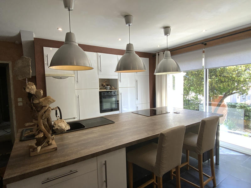 Maison - 143 m² - 7 pièces