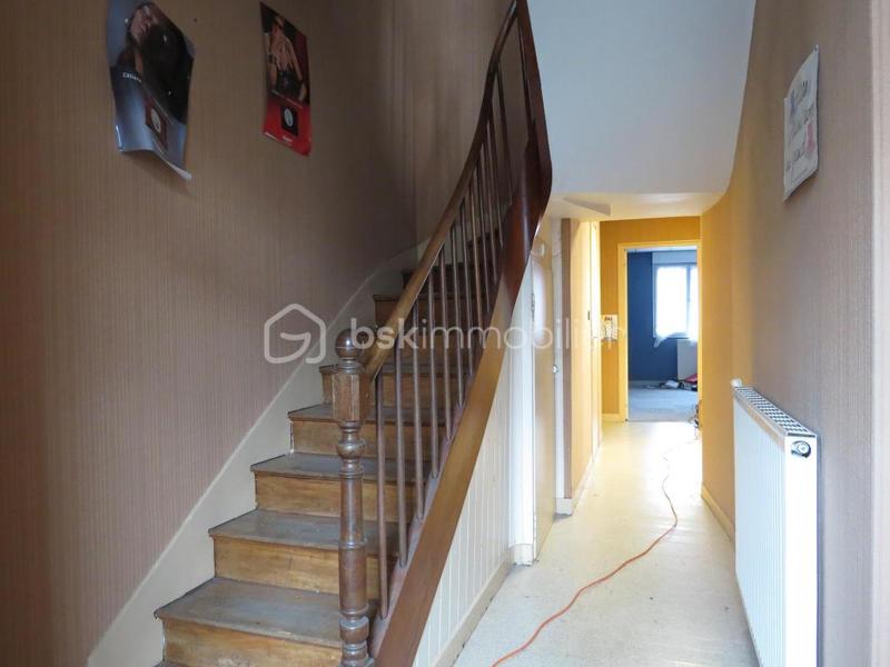 Maison - 98 m² - 5 pièces