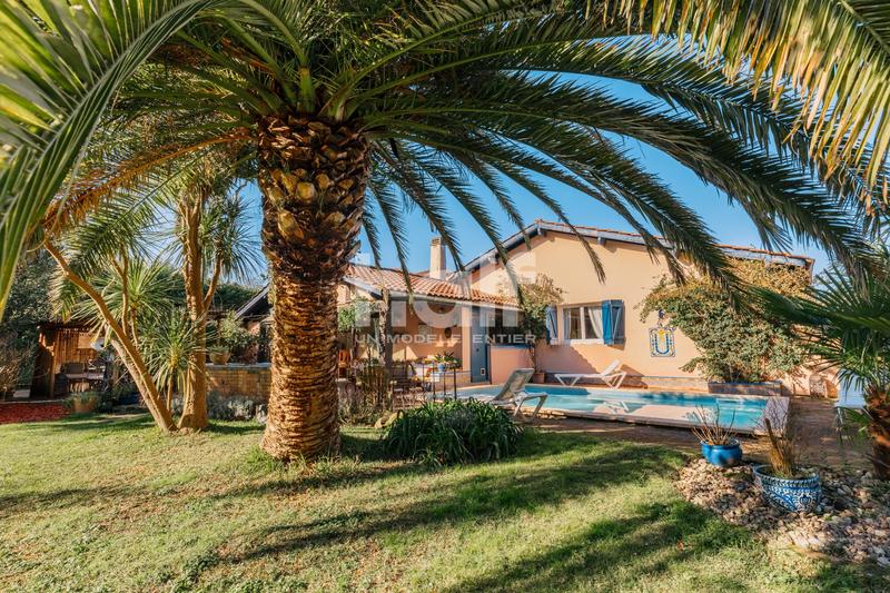 Maison - 170 m² - 6 pièces