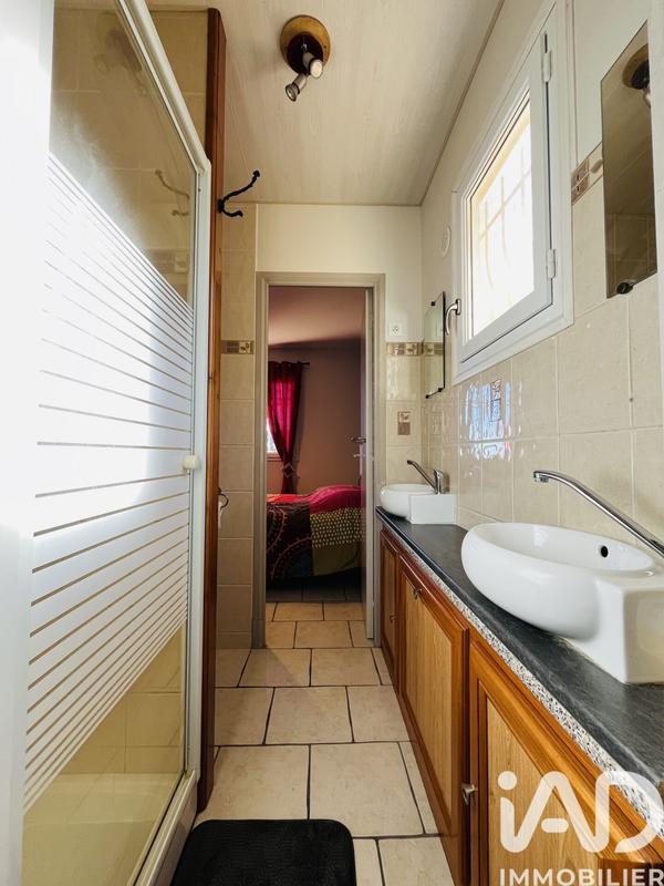 Maison - 200 m² - 10 pièces