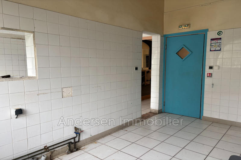 Local commercial - 83 m²