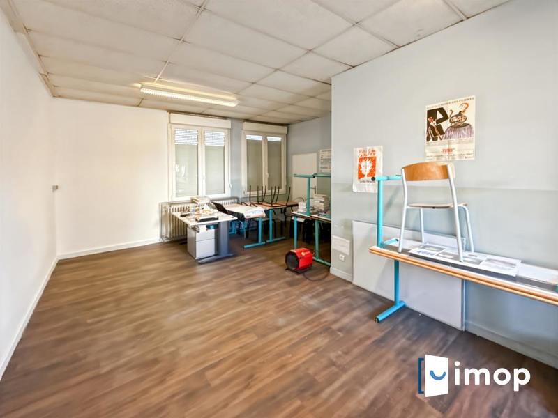 Local commercial - 590 m²