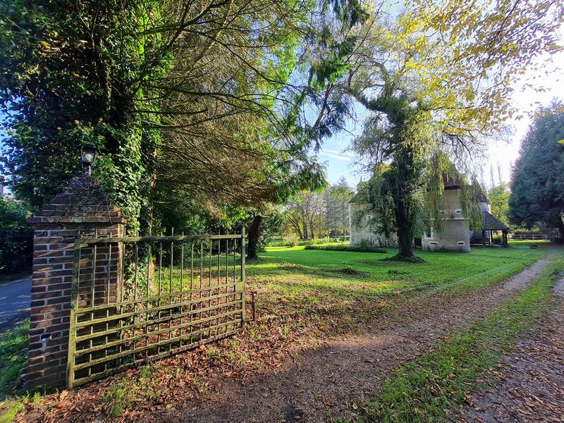 Château - 523 m² - 12 pièces