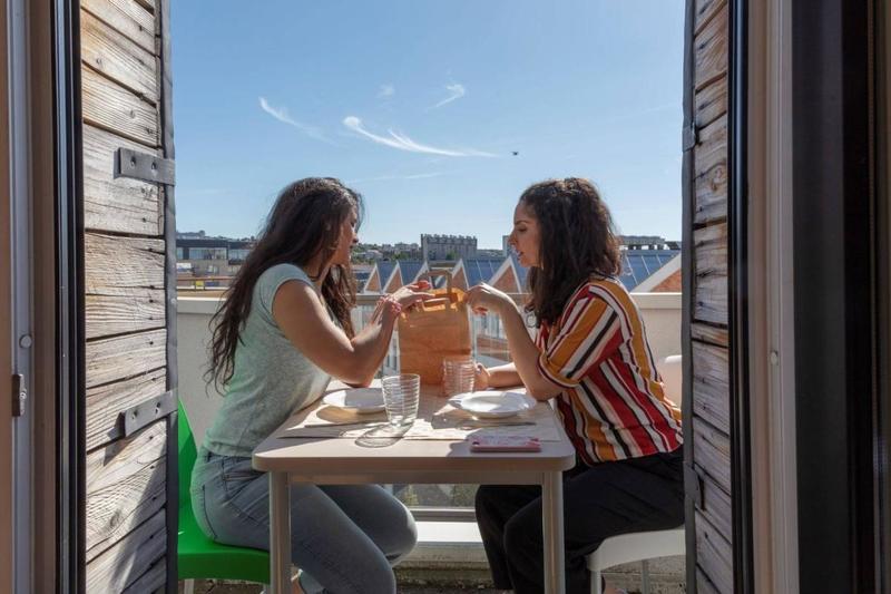 Studio - 25 m² - 1 pièce