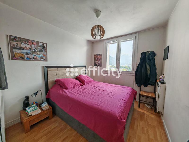 Appartement - 81 m² - 5 pièces