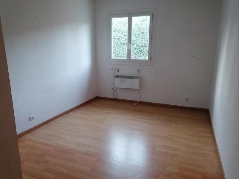 Maison - 299 m² - 9 pièces
