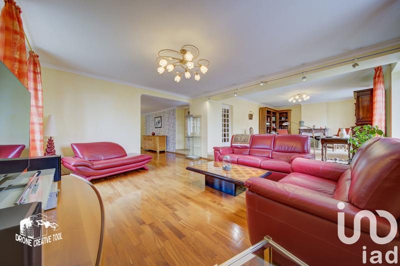 Maison - 290 m² - 10 pièces