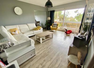 Appartement - 94 m² - 5 pièces