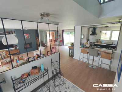 Maison - 196 m² - 6 pièces