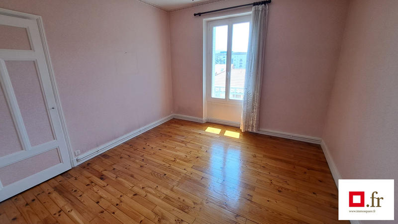 Appartement - 98 m² - 4 pièces