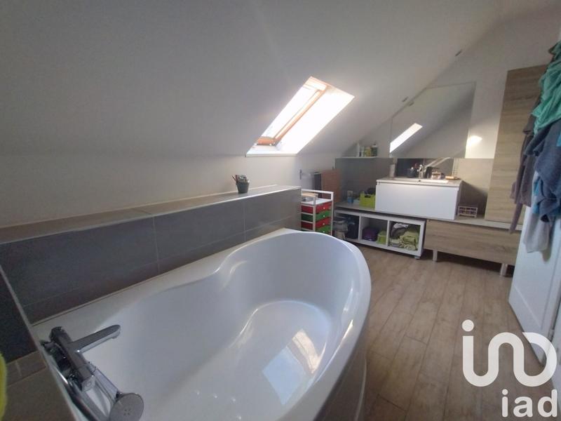 Maison - 102 m² - 5 pièces