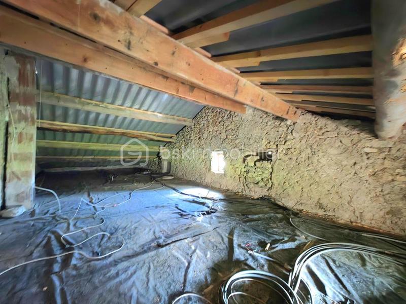 Maison en pierre - 178 m² - 4 pièces