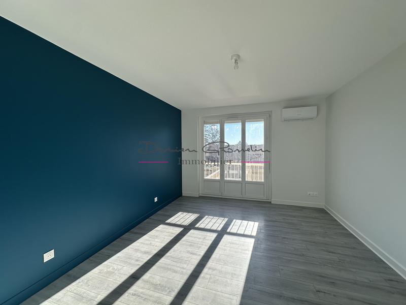 Appartement - 95 m² - 4 pièces