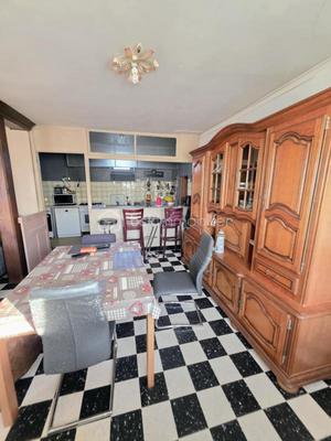 Maison - 128 m² - 4 pièces