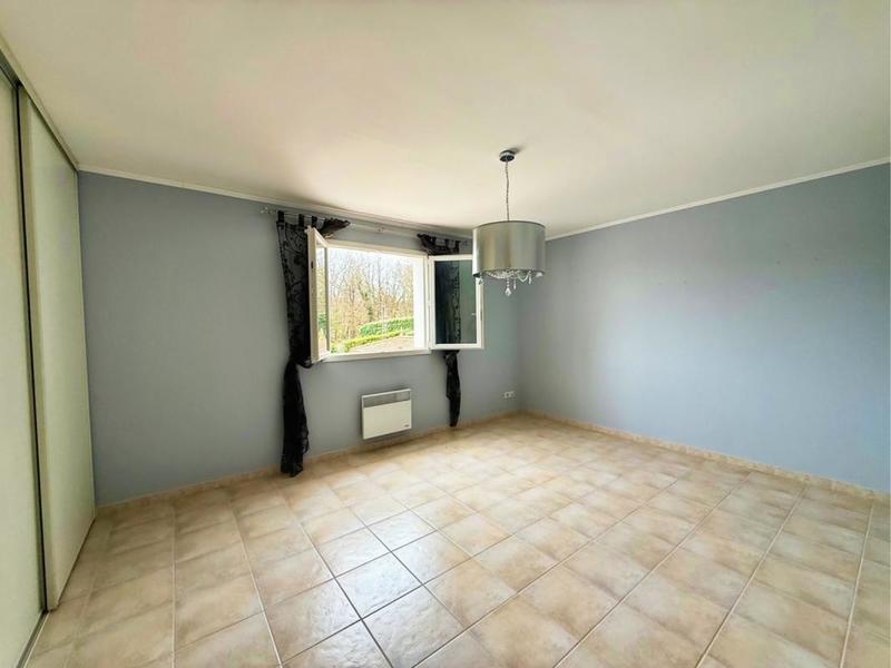 Villa - 219 m² - 7 pièces