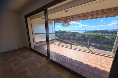 Appartement - 111 m² - 4 pièces