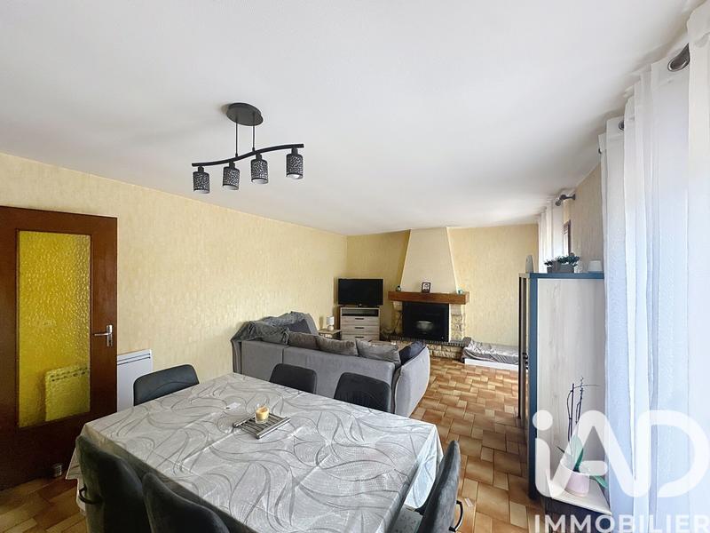 Maison - 90 m² - 5 pièces