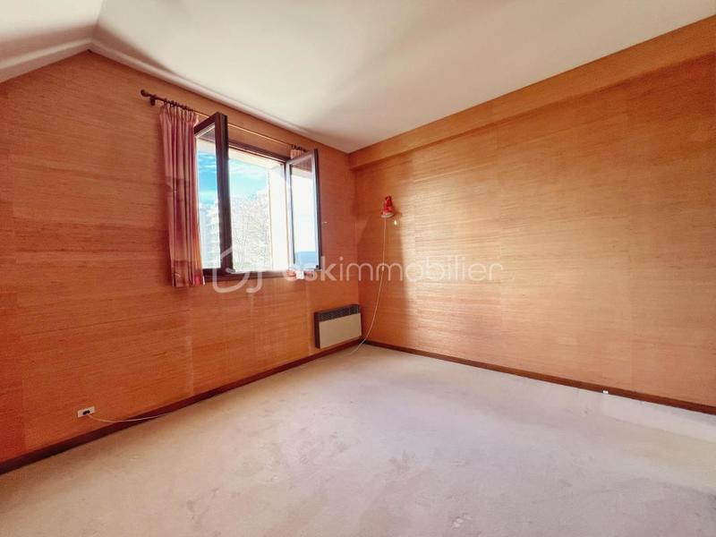 Maison - 152 m² - 7 pièces