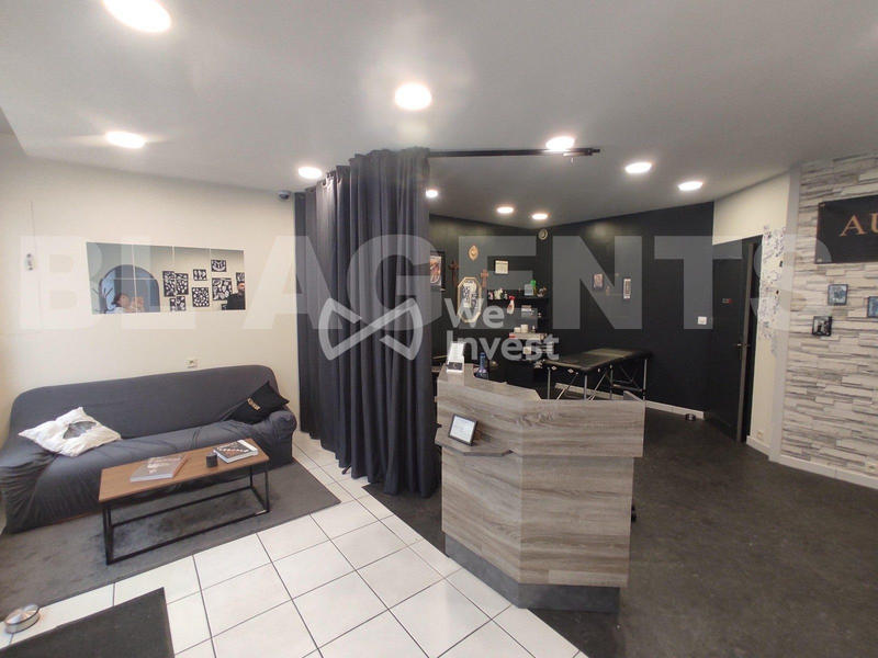 Maison - 195 m² - 6 pièces