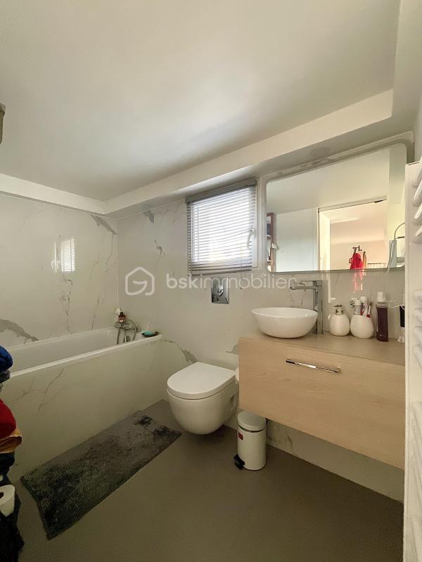 Maison en pierre - 78 m² - 4 pièces