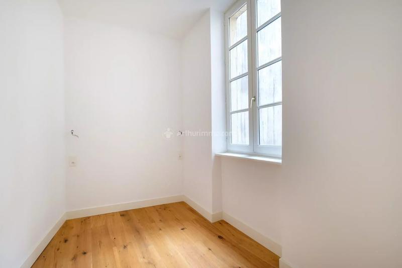 Appartement - 81 m² - 4 pièces