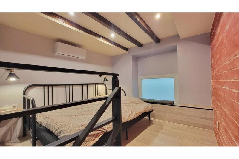 Loft - 57 m² - 2 pièces