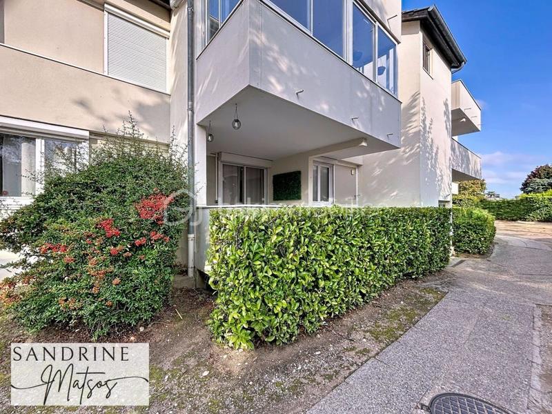 Appartement - 102 m² - 5 pièces