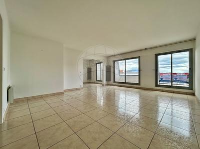 Appartement - 148 m² - 4 pièces