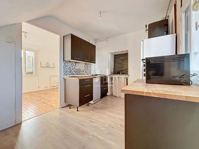 Maison - 60 m² - 3 pièces