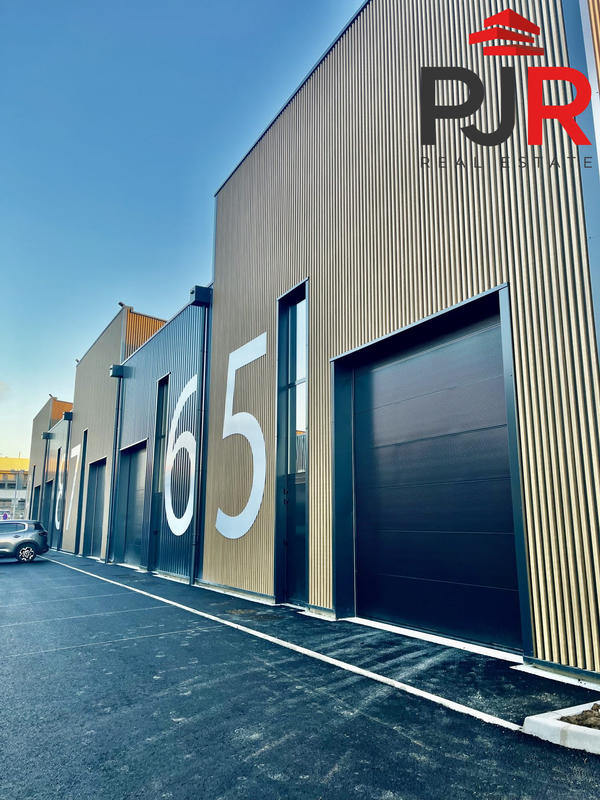 Local d'activités - 208 m²