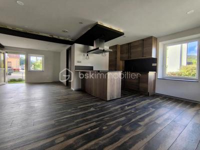 Maison de village - 65 m² - 4 pièces