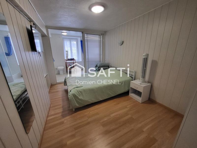 Maison - 295 m² - 15 pièces