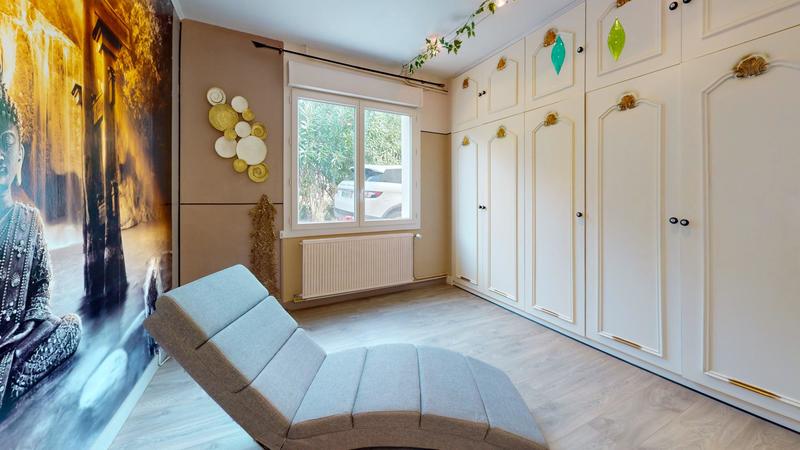 Maison - 182 m² - 8 pièces