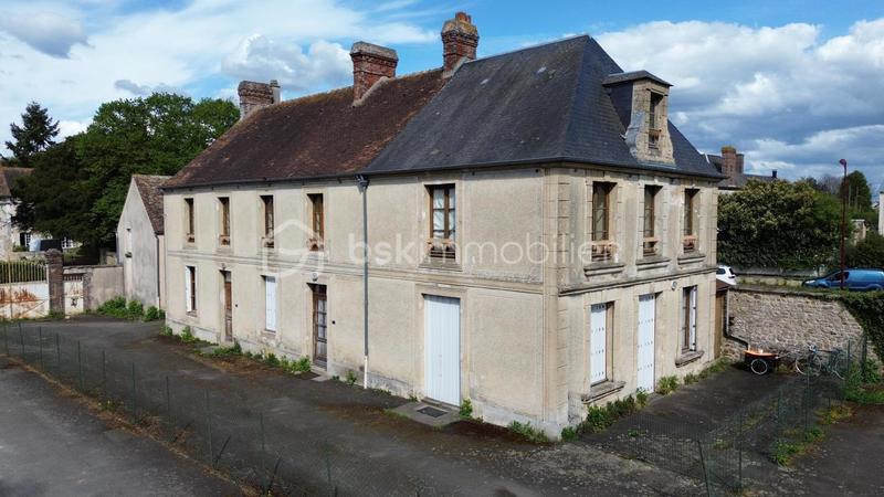 Immeuble - 247 m² - 13 pièces