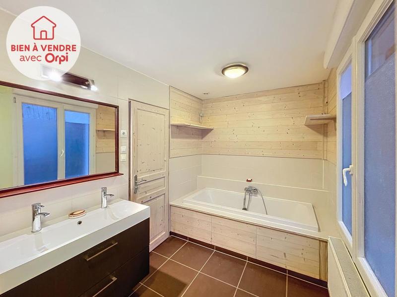 Maison - 120 m² - 4 pièces